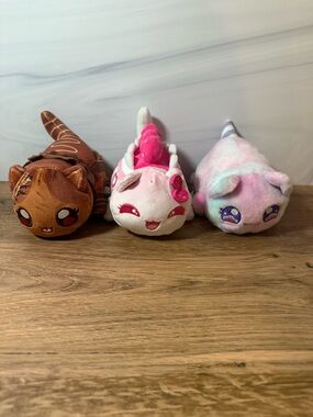 Aphmau MeeMeows Series 3 Sweet Treats Plush Lot